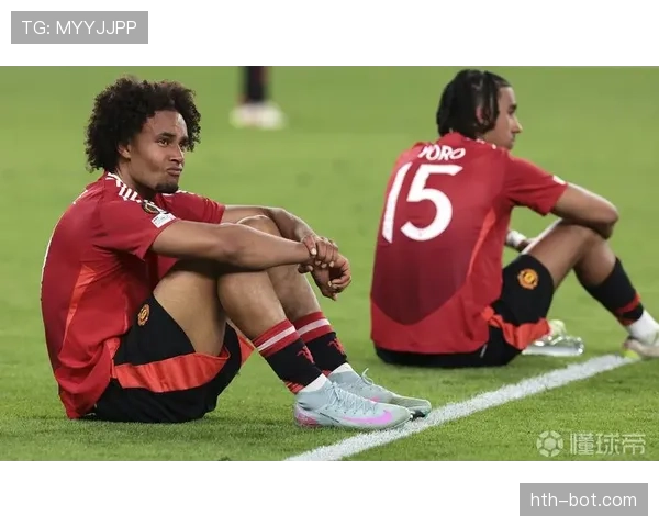 曼联锋线火力全开，状态回暖强势重返英超争冠行列